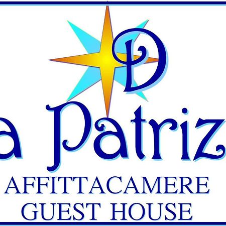 ホテル Da Patrizia サンタ・テレーザ・ガッルーラ エクステリア 写真